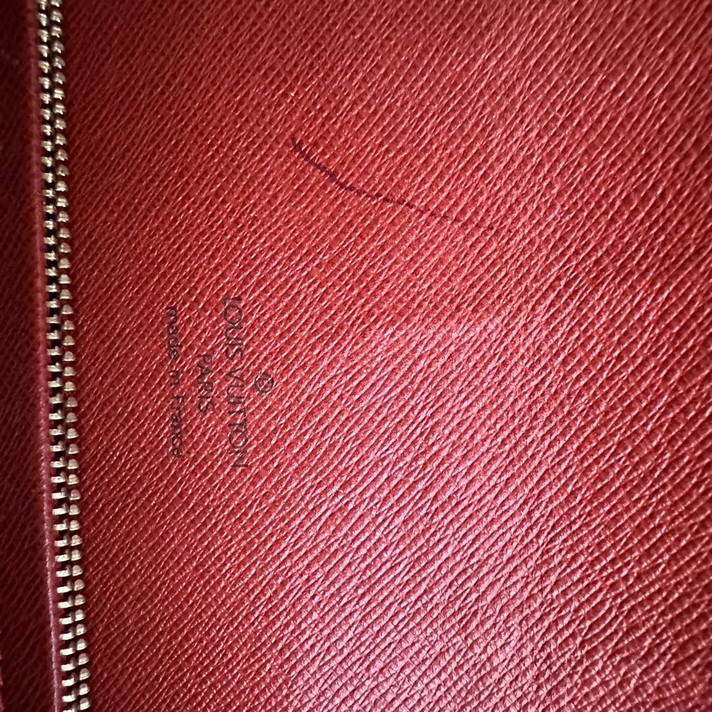 Louis Vuitton authentic louis